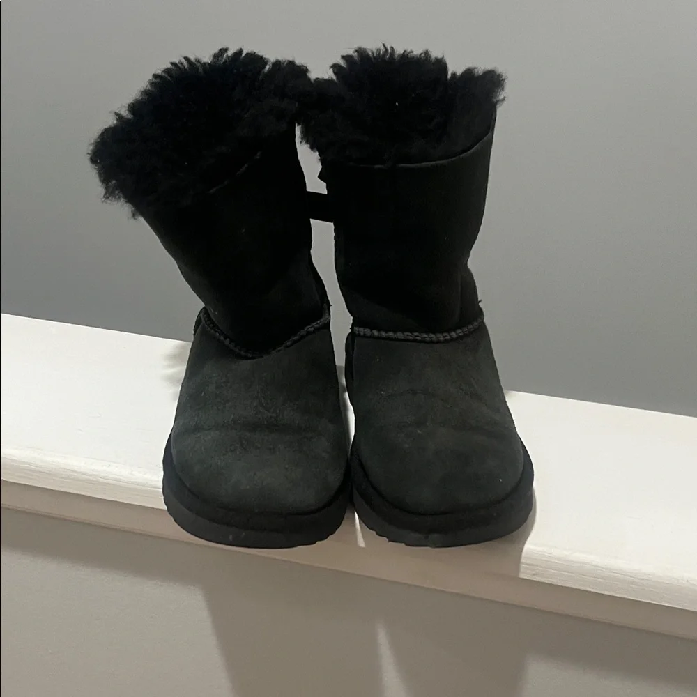 UGG Bailey Bow Black Boots Girls Toddler 12 Adorable Classic